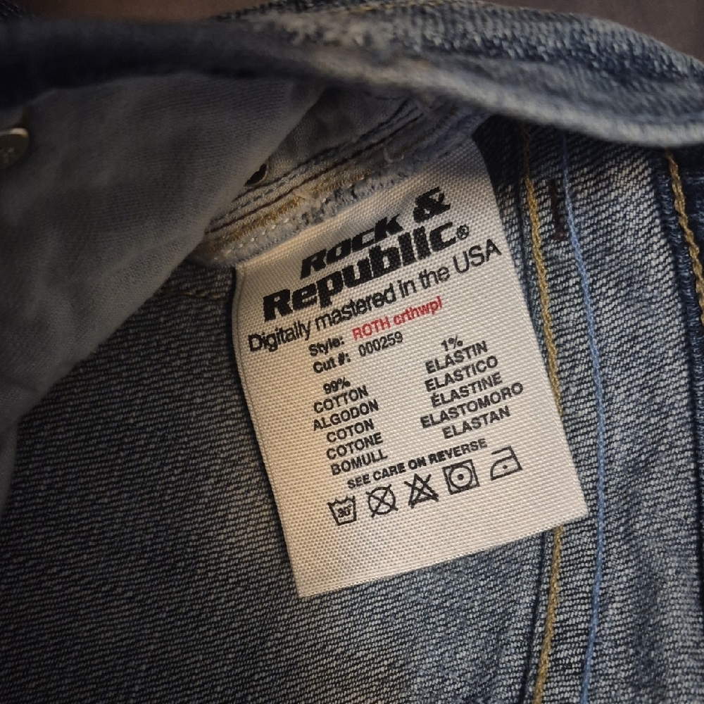 Rock & Republic Blue Boot Cut Jeans with Embroidery - Picture 4 of 4